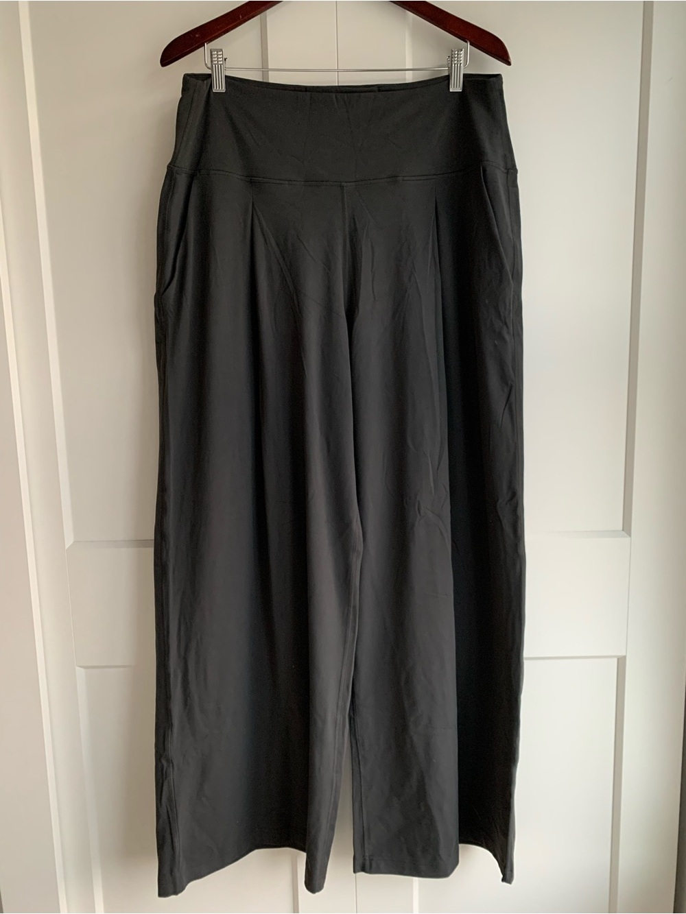 Lululemon Palazzo Pant High-Waist wide leg women’s  Size 14 new without tag
